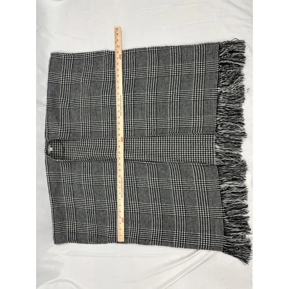 Ann Taylor LOFT Reversible Houndstooth Poncho Size XS/S Black/White Fringe
